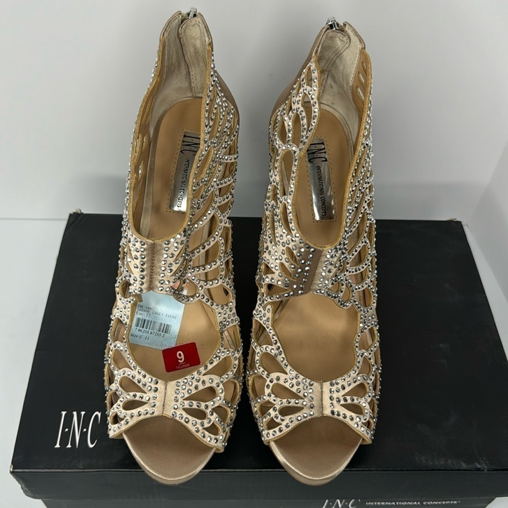 INC International Concepts Heels Size 9M